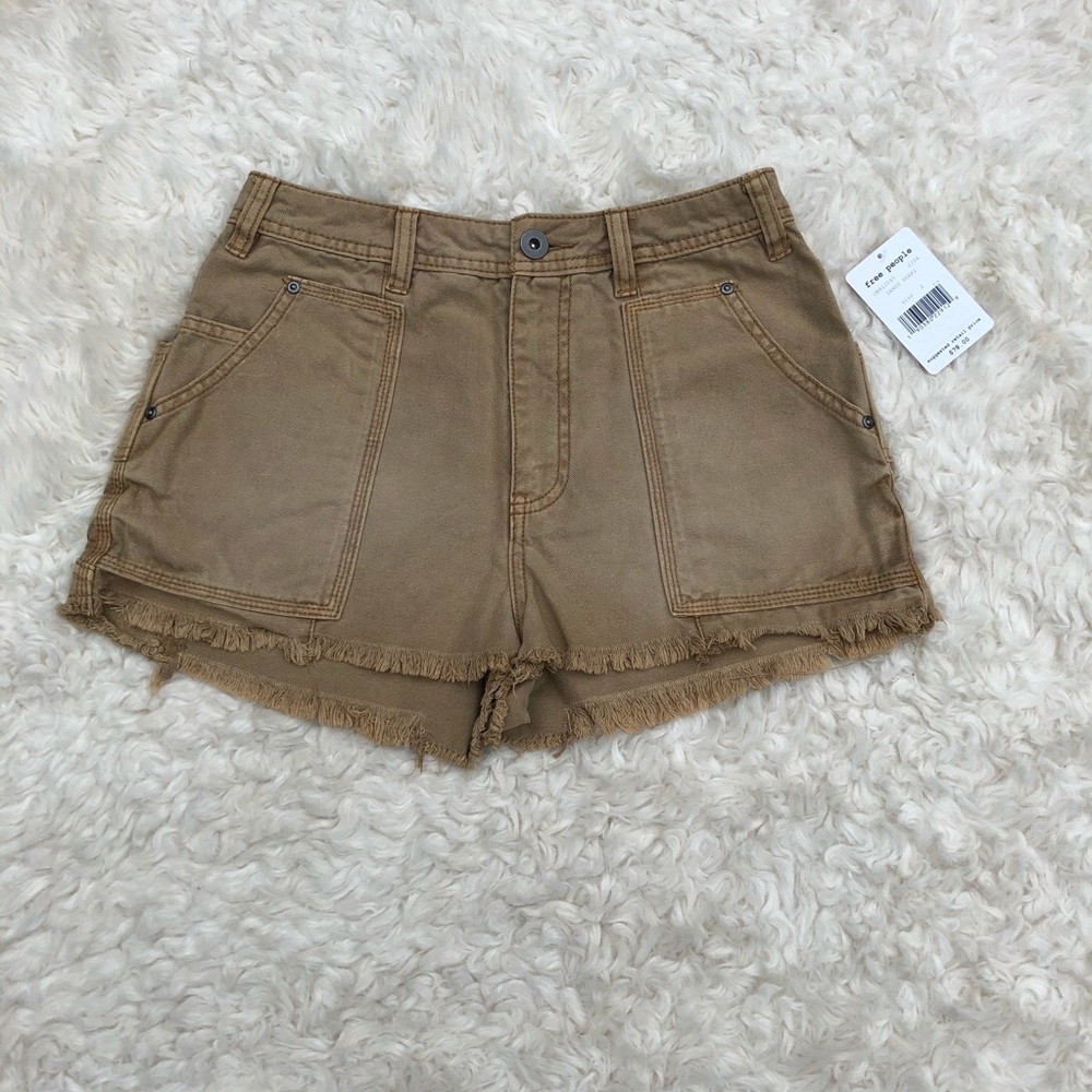 NWT Free People Get Far Out Cargo Shorts in Kahki